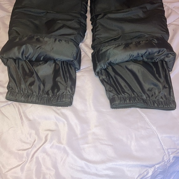 All in motion youth size XL black snow pants - Picture 8 of 9